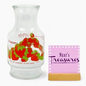 1980 Anchor Hocking STRAWBERRY SHORTCAKE Glass Carafe 9" Beverage Pitcher